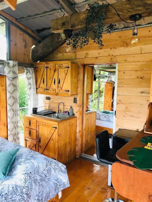 San Isidro  Cabana Treehouse Mountain View מראה חיצוני תמונה